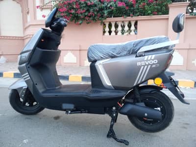 REVOO A12 Graphene 2026 Gray Color Only 750 KM Driven Good Condition