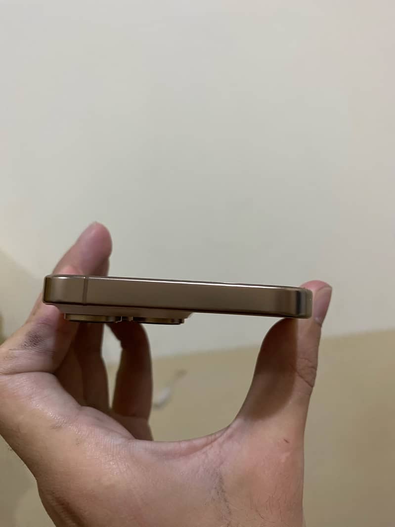 iPhone 17 pro max 2