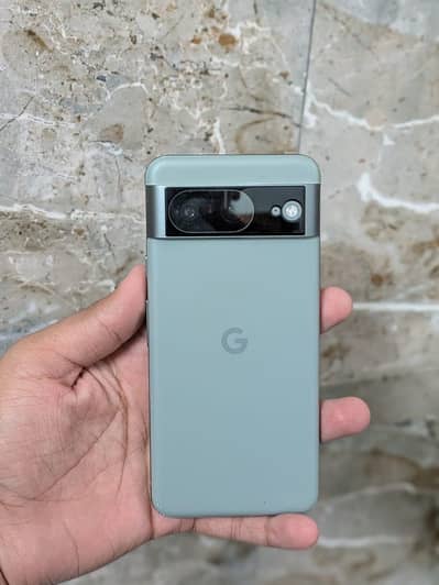 Google Pixel 8