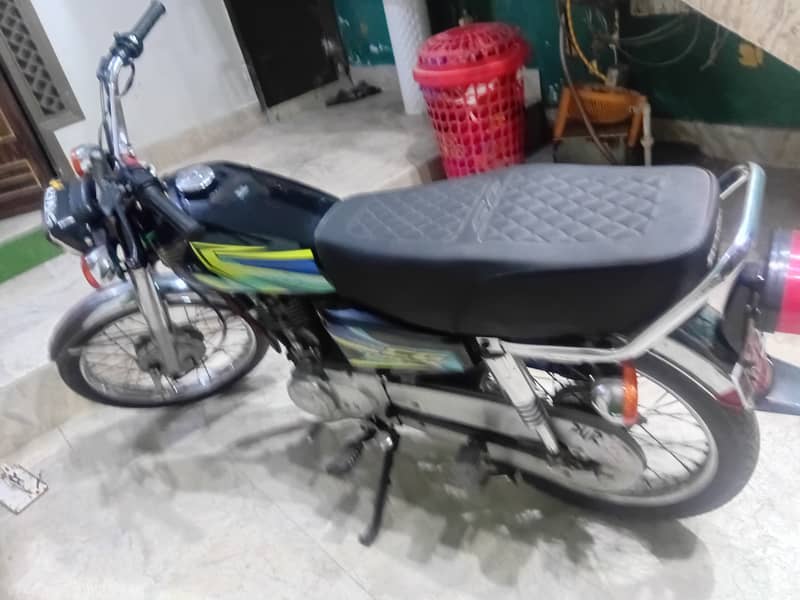 Unique 125cc 5