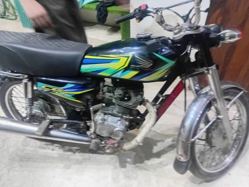 Unique 125cc 7