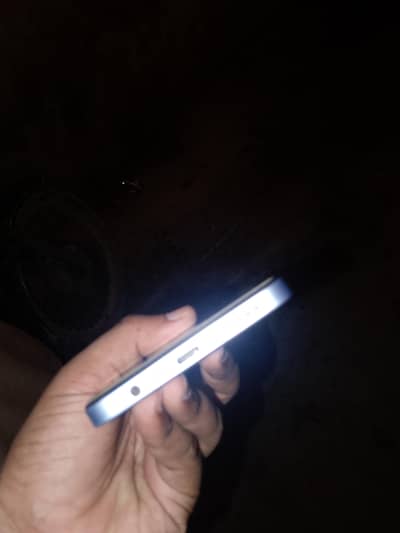 real me UI 4 64 fresh condition 10 by 10
