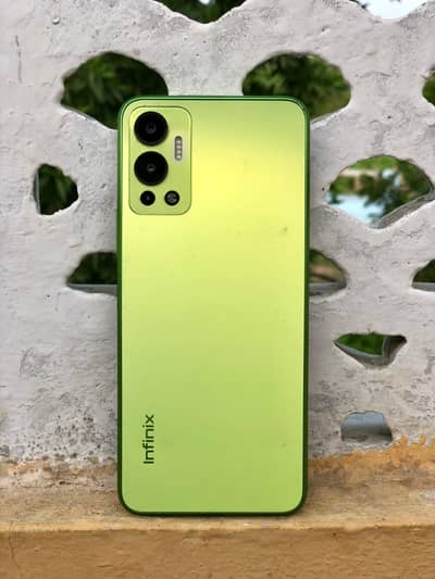 Infinix Hot 12