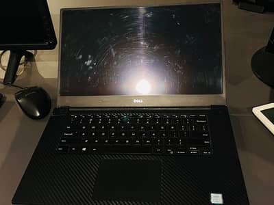 Dell Precision 5510 | Core i7-6820HQ | 16GB RAM | 256GB