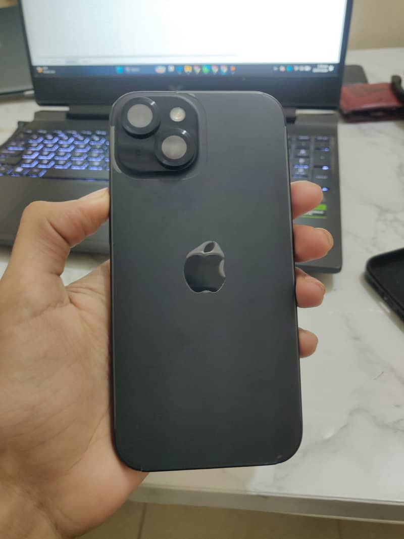 Apple iPhone 15 5
