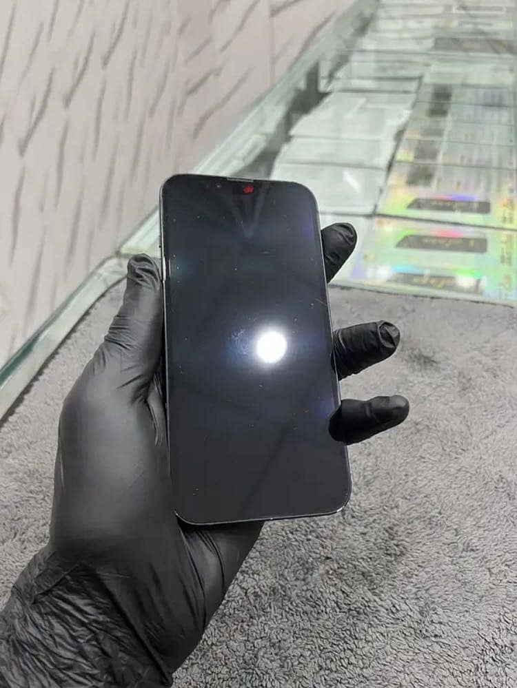IPHONE 13 1