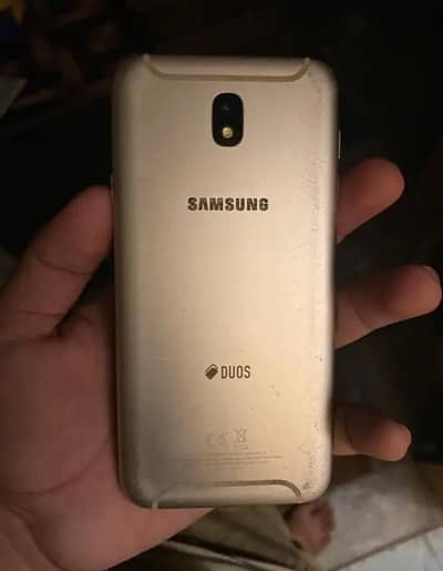 Samsung Mobile J7 Pro