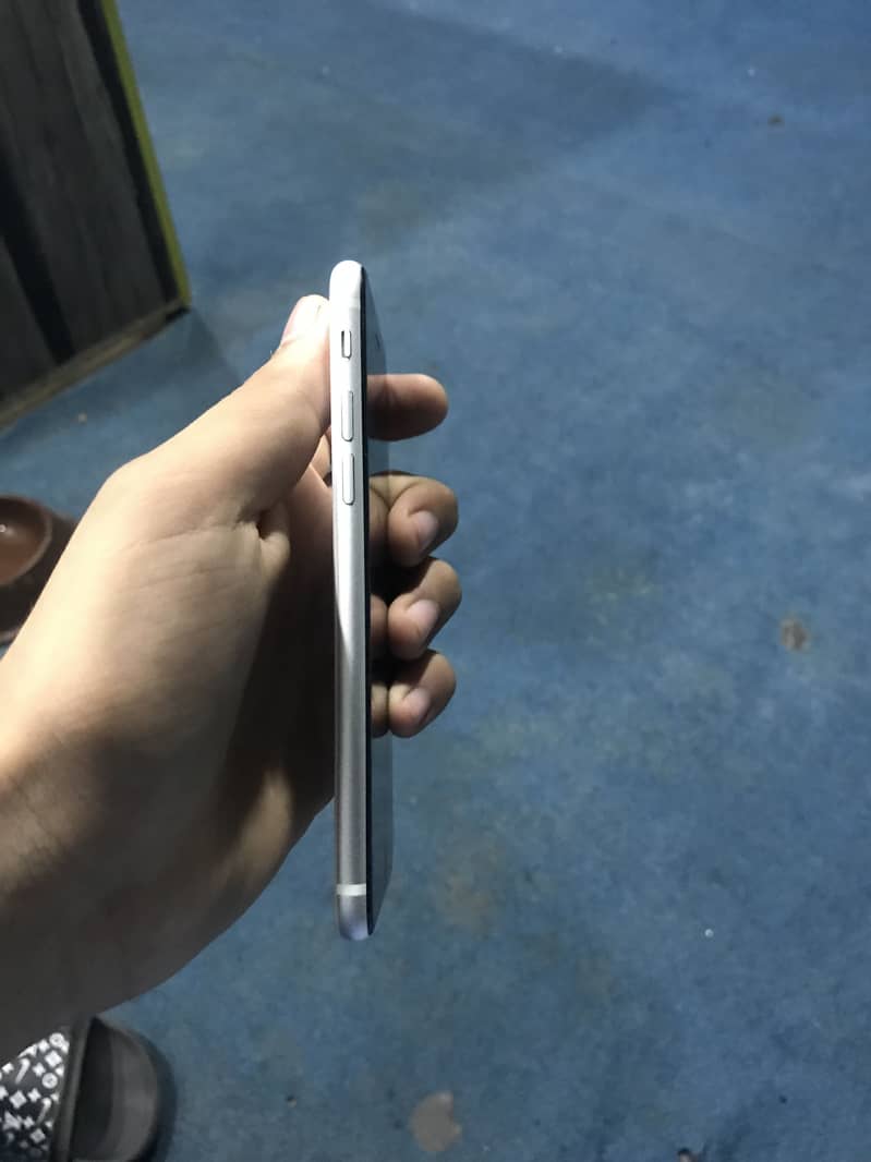 Apple iPhone SE 1