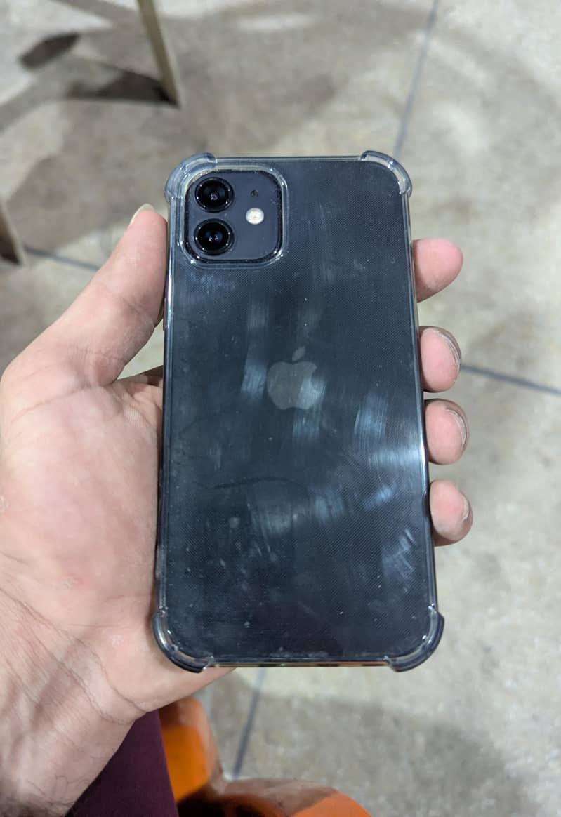 Apple iPhone 12 1