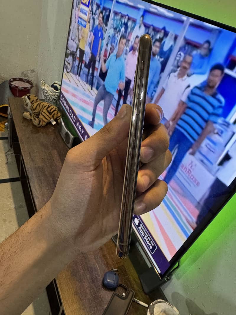 iPhone 11 pro max 1