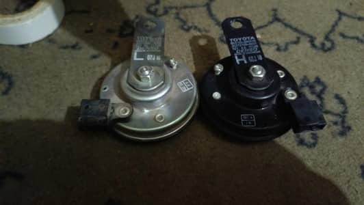 yaris original horn