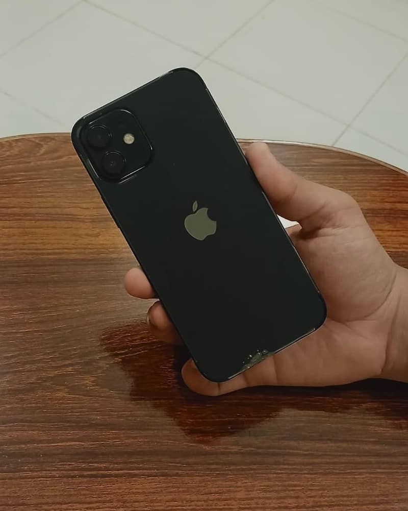 Apple iPhone 12 5