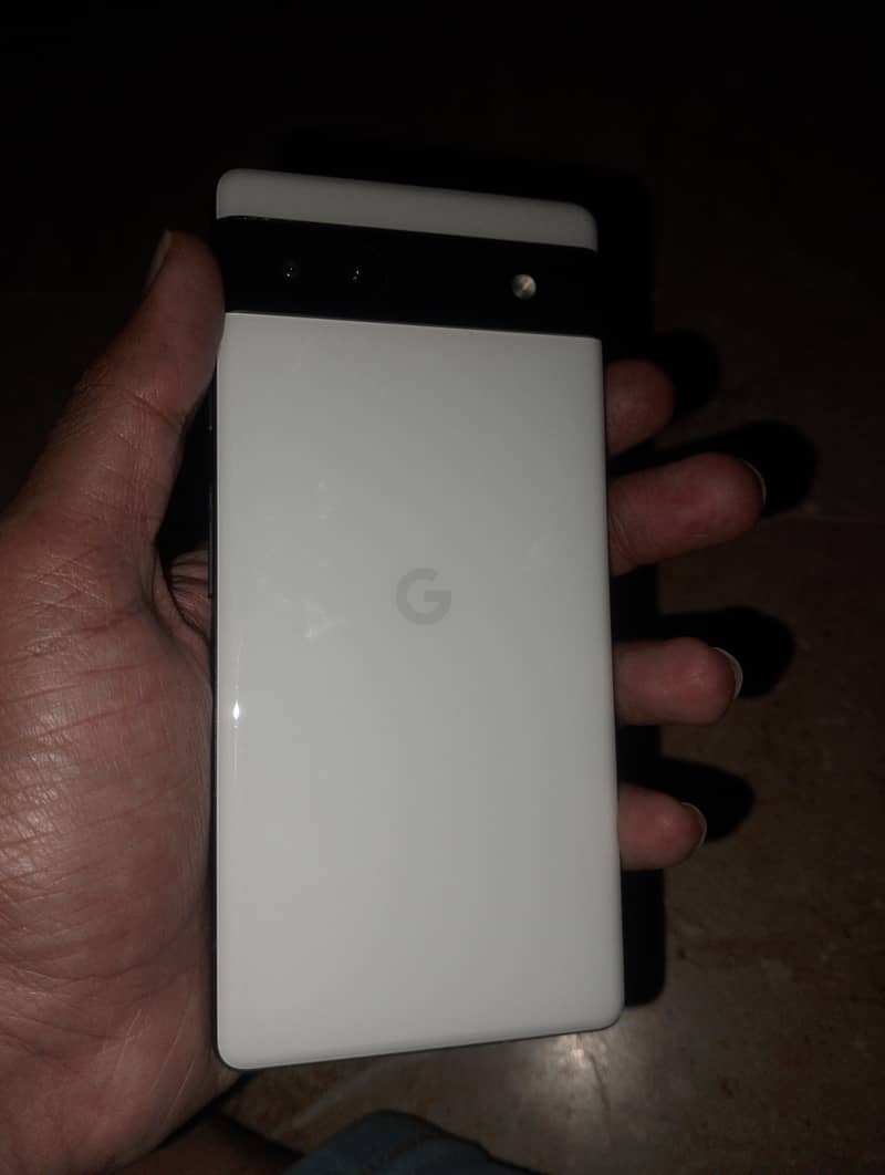 Google Pixel 6a 1