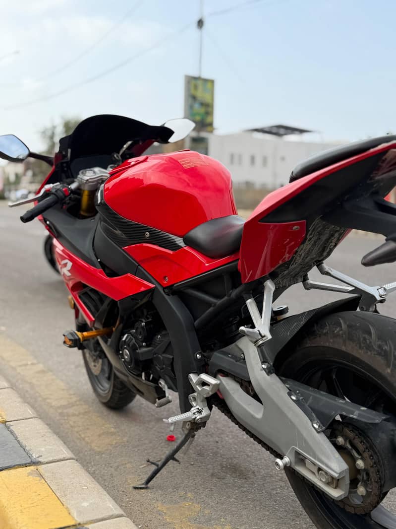 BMWS1000RR 1