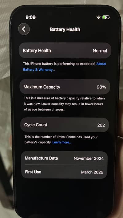 iPhone 16e JV