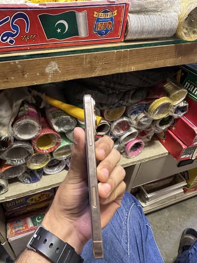 iPhone 16pro max factory unlock