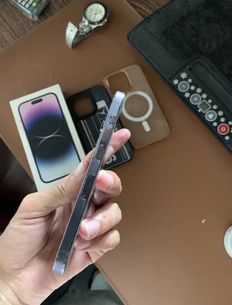 Apple iPhone 14 Pro E Sim Working Life Time 4