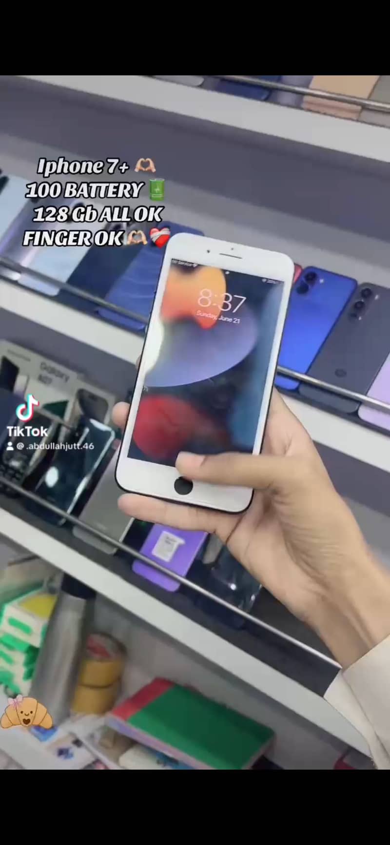 Apple iPhone 7 Plus 0