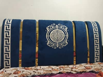 bed 10by9.5 condition complete set