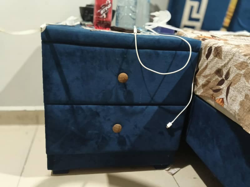 bed 10by9.5 condition complete set 3
