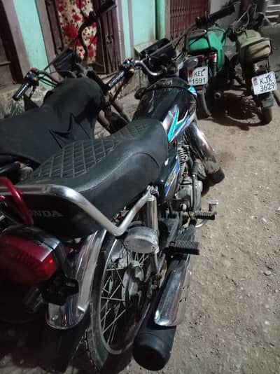 Unique 125 2018