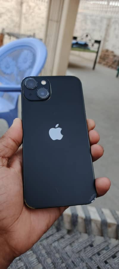 Apple iPhone 13