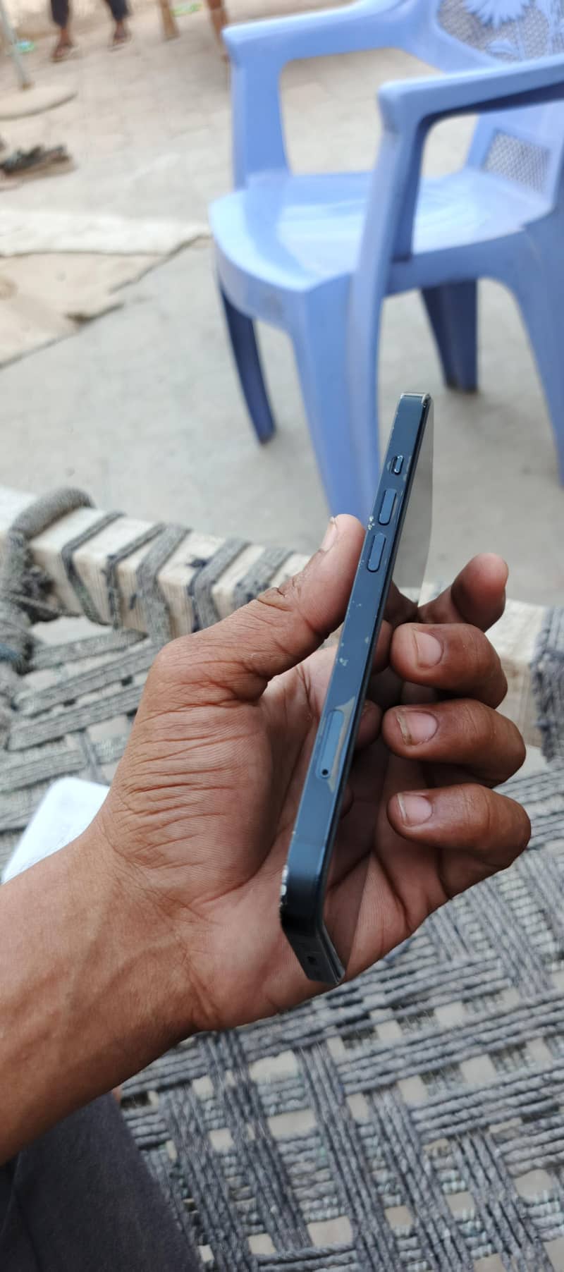 Apple iPhone 13 3