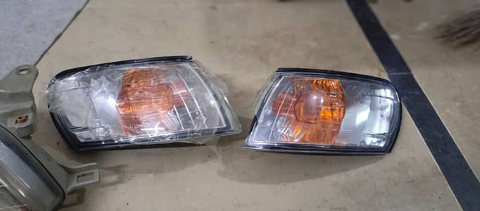 Toyota Indus Corolla 1999 genuine indicator pair front