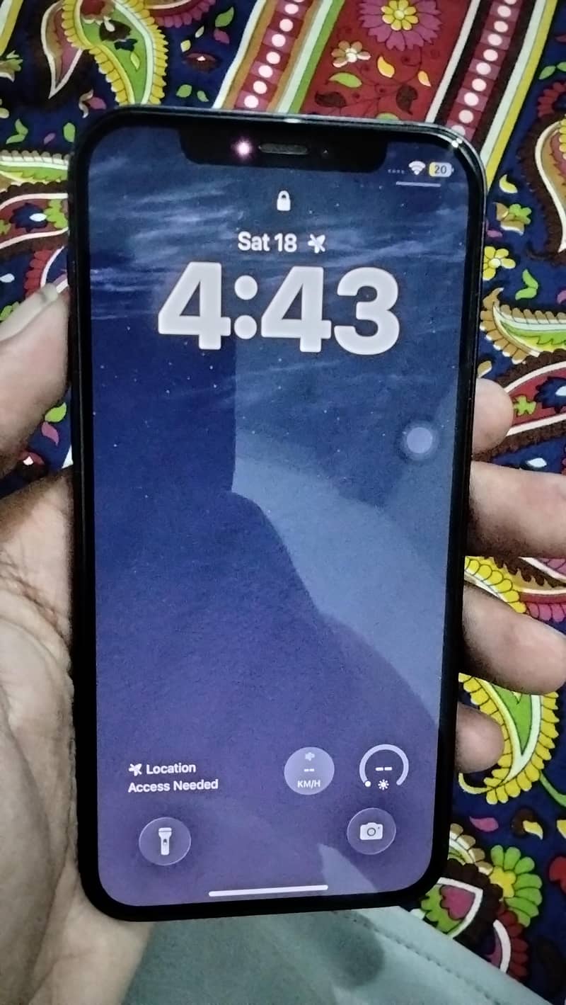 Apple iPhone 12 0