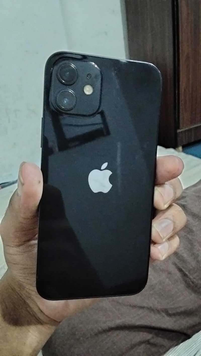 Apple iPhone 12 2