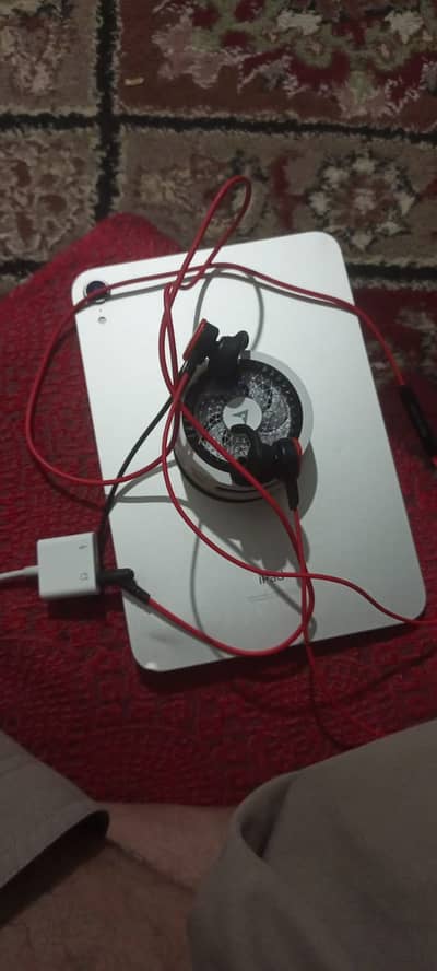 APPLE I PAD MINI 6 64 GB WIFI 10/8 CONDITION