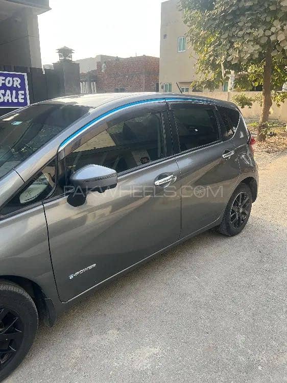 Nissan Note E Power 2018 1