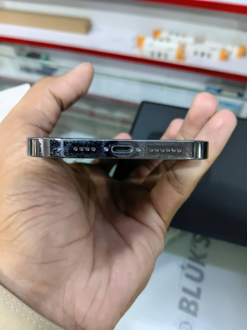 iphone 14 pro max 1