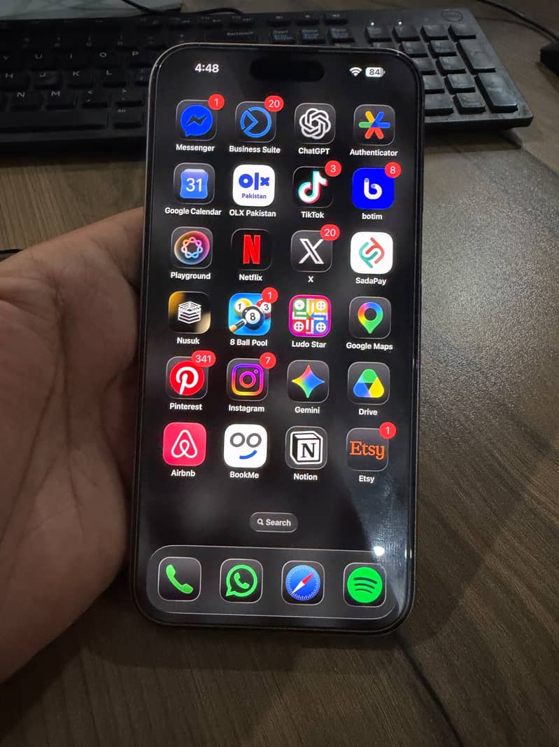 Apple iPhone 15 Pro Max 2