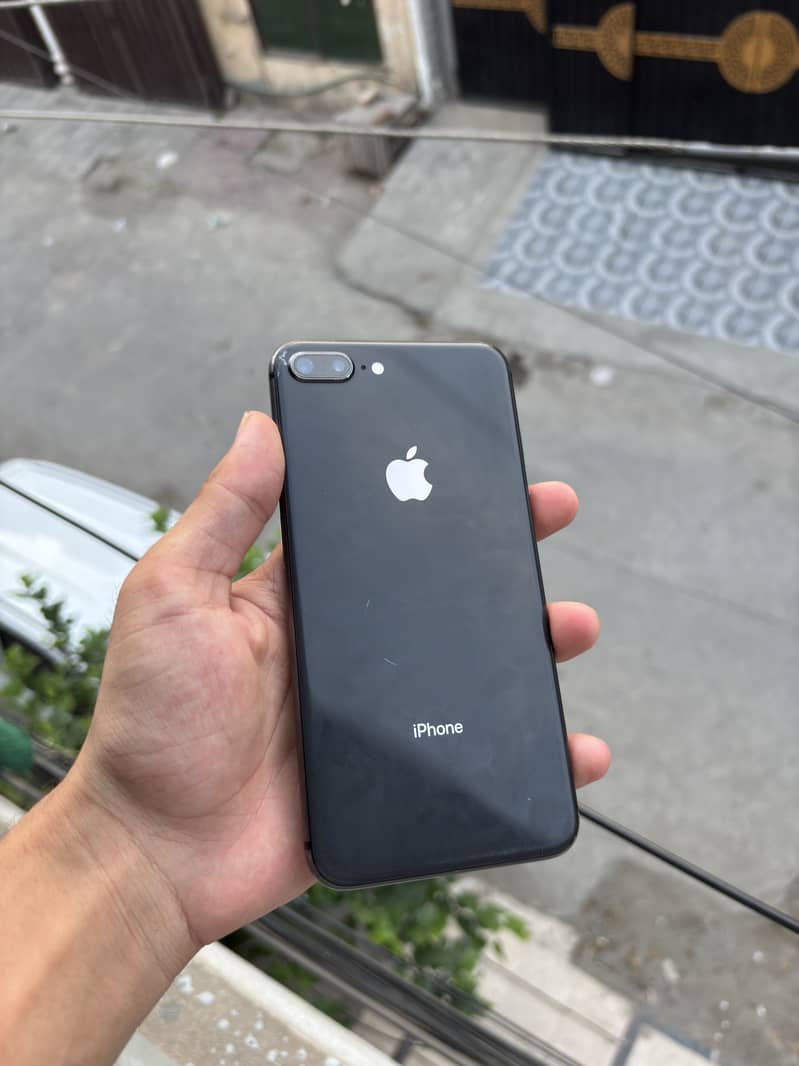 iPhone 8 Plus pta 6