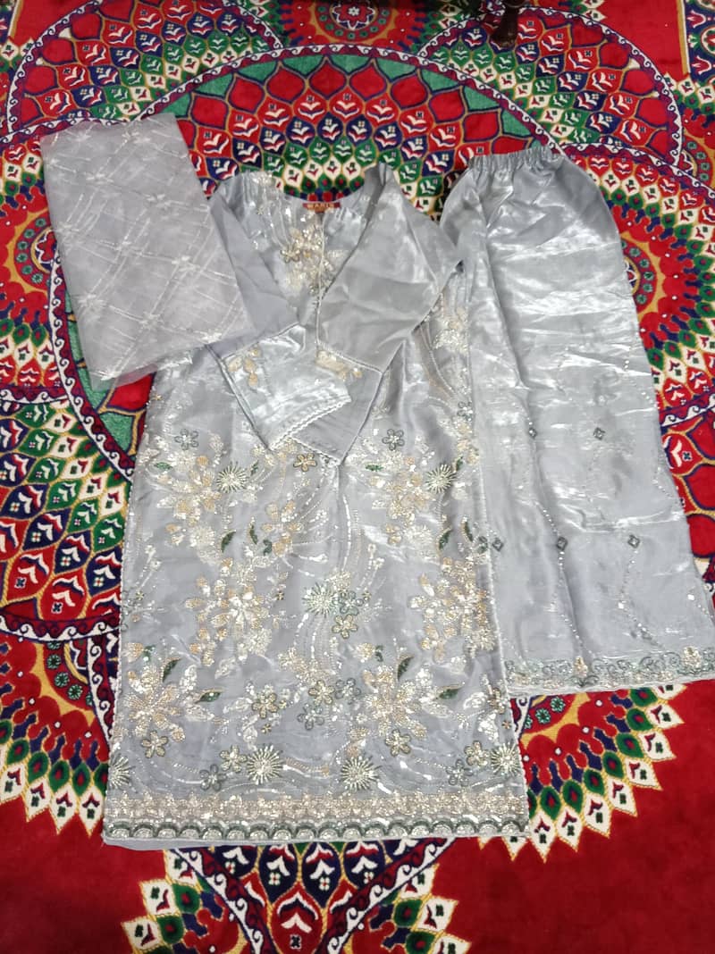 embroidery 0