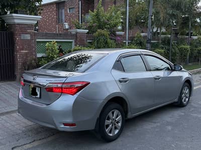 Toyota Corolla Altis Cvt 1.8