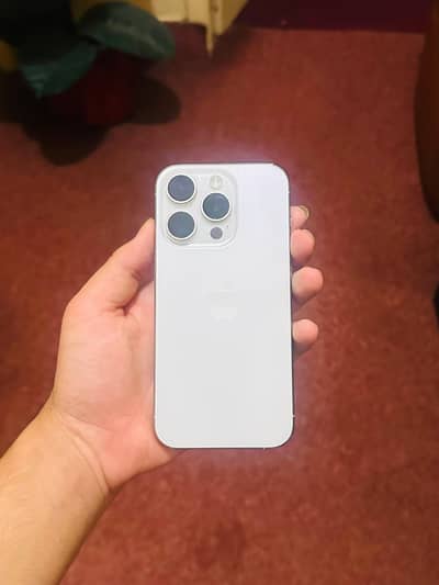 Apple iPhone 15 Pro