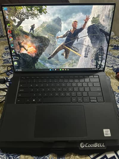 Dell XPS ( 4GB Graphics card )
