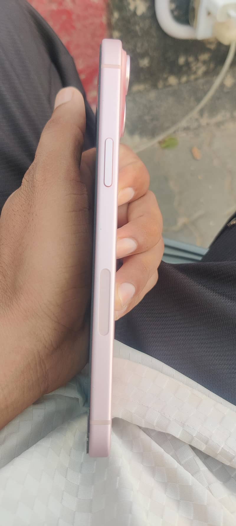 Apple iPhone 15 plus 3