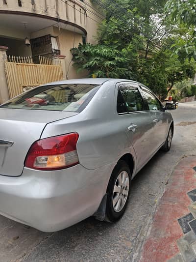Toyota Belta 2008
