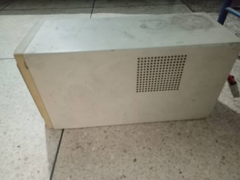 APC Smart UPS 2