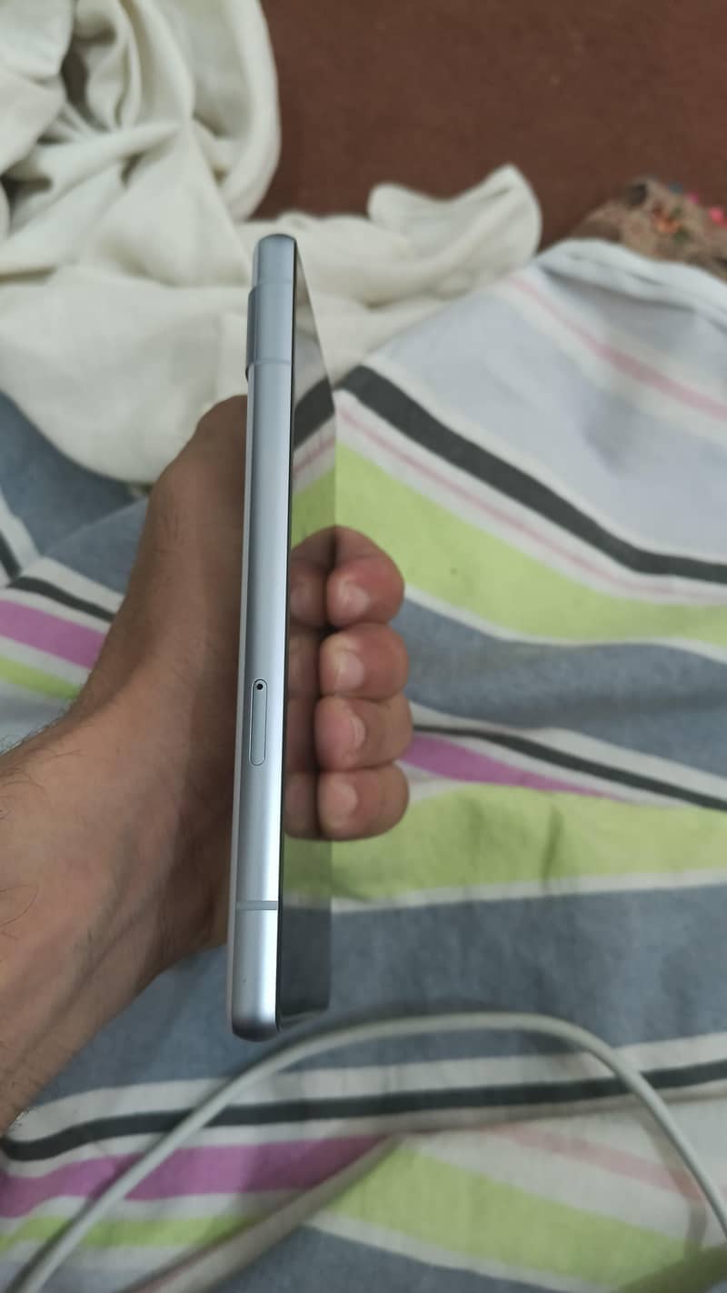 Google Pixel 7a 1