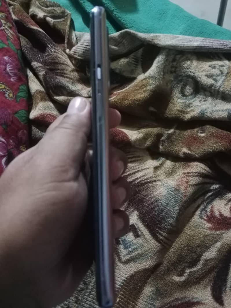 One Plus 9 4