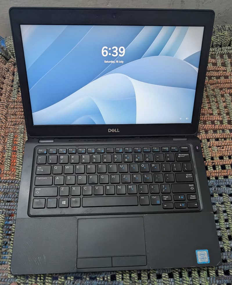 Laptop 0