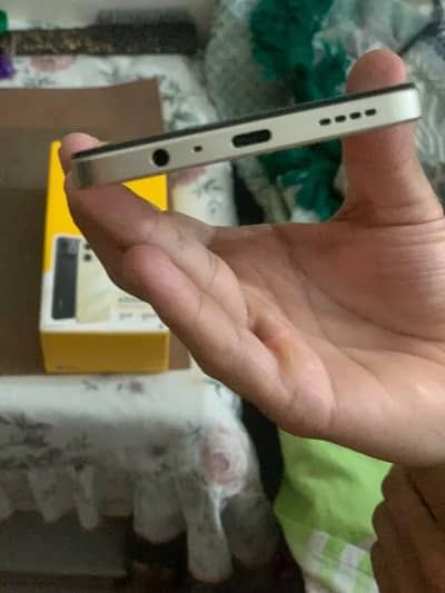 real me note 70 mob for sale only box open new mob