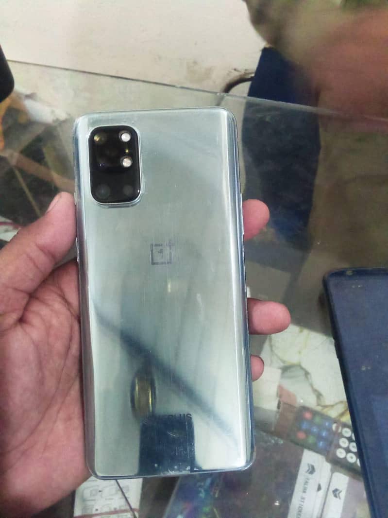 One Plus 8T 0