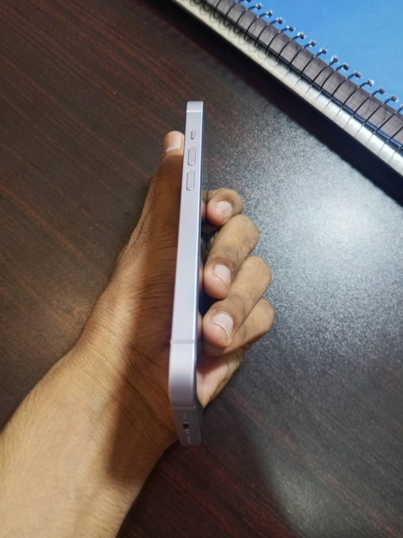 Apple iPhone 14 1
