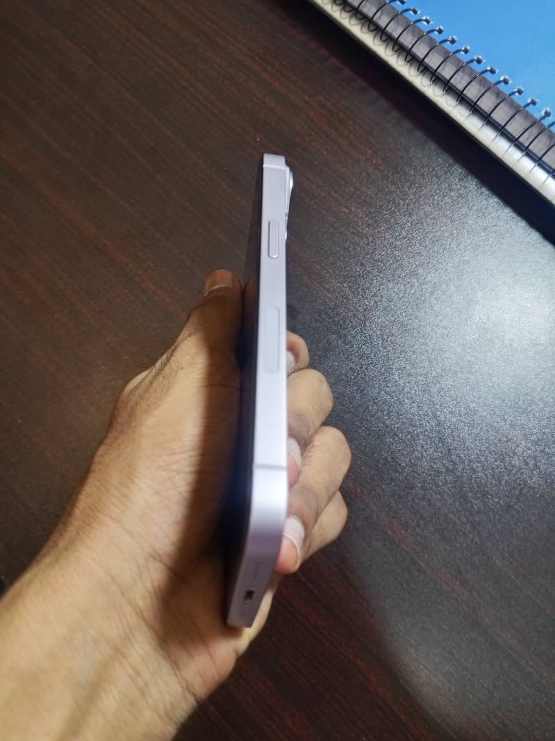 Apple iPhone 14 2