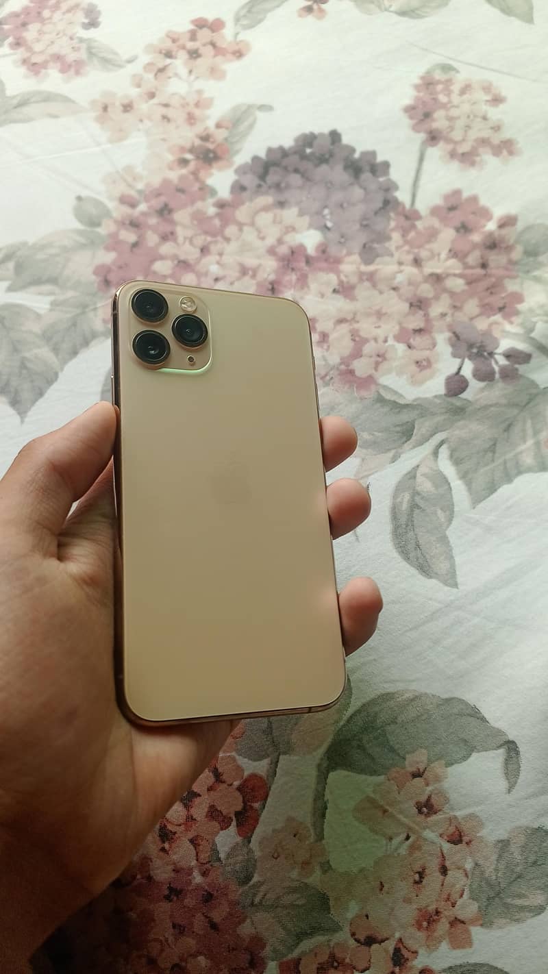iPhone 11 Pro 2